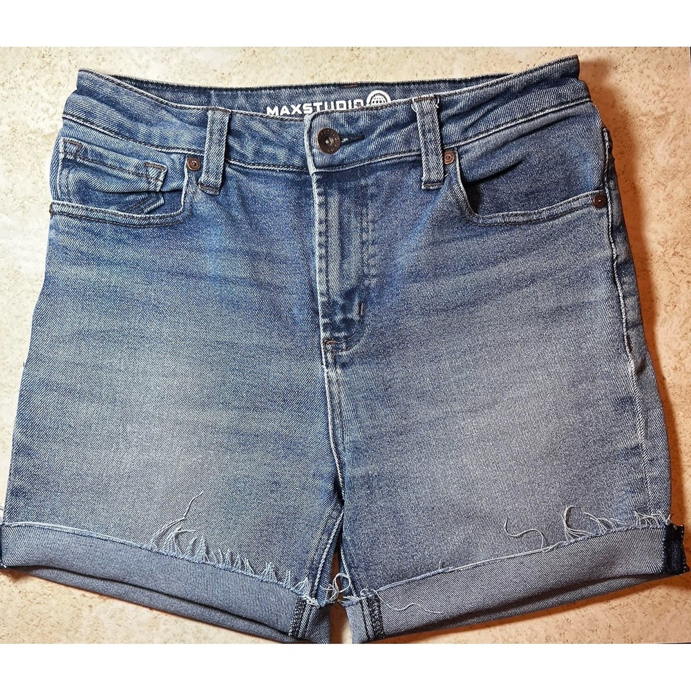 Max Studio Indigo Jeans Dark Blue‎ Denim Women's Size 8 Cut Off Shorts